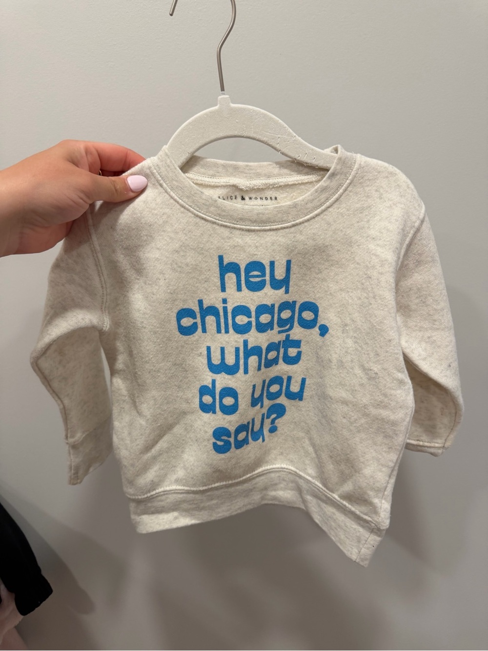 Kids Cream Pullover Sweatshirt with Blue 'Hey Chicago' Print